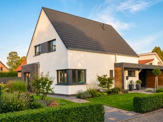 Massivhaus Satteldach 163 von AMR-Wohnbau Schlüsselfertig ab 330000€, Satteldach-Klassiker Außenansicht 1