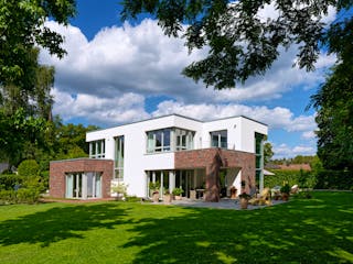 Massivhaus Haus H. von planen + bauen, Stadtvilla Innenansicht 1