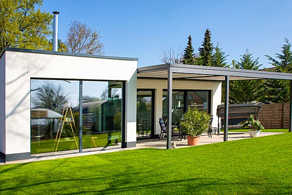 4b448df1_portraitblock-fh1