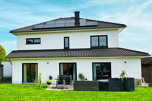 8d1141ef_portraitblock1