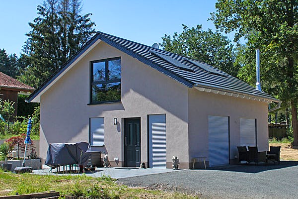 9a11d3f5_portraitblock1