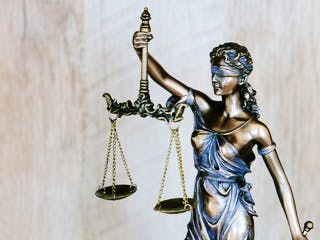 Recht und Gesetze