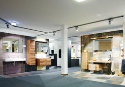 Badabteilung in der Ausstellung zur Bemusterung
