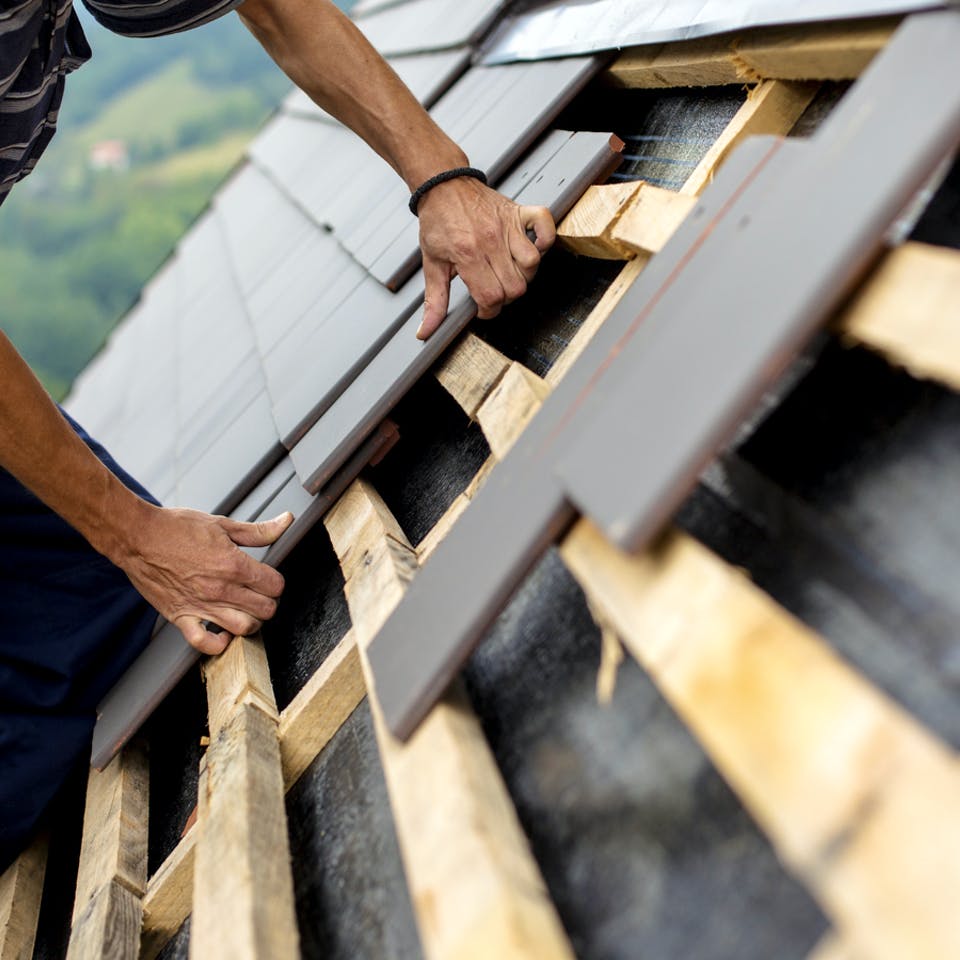 Materialien für die Dacheindeckung des Hauses