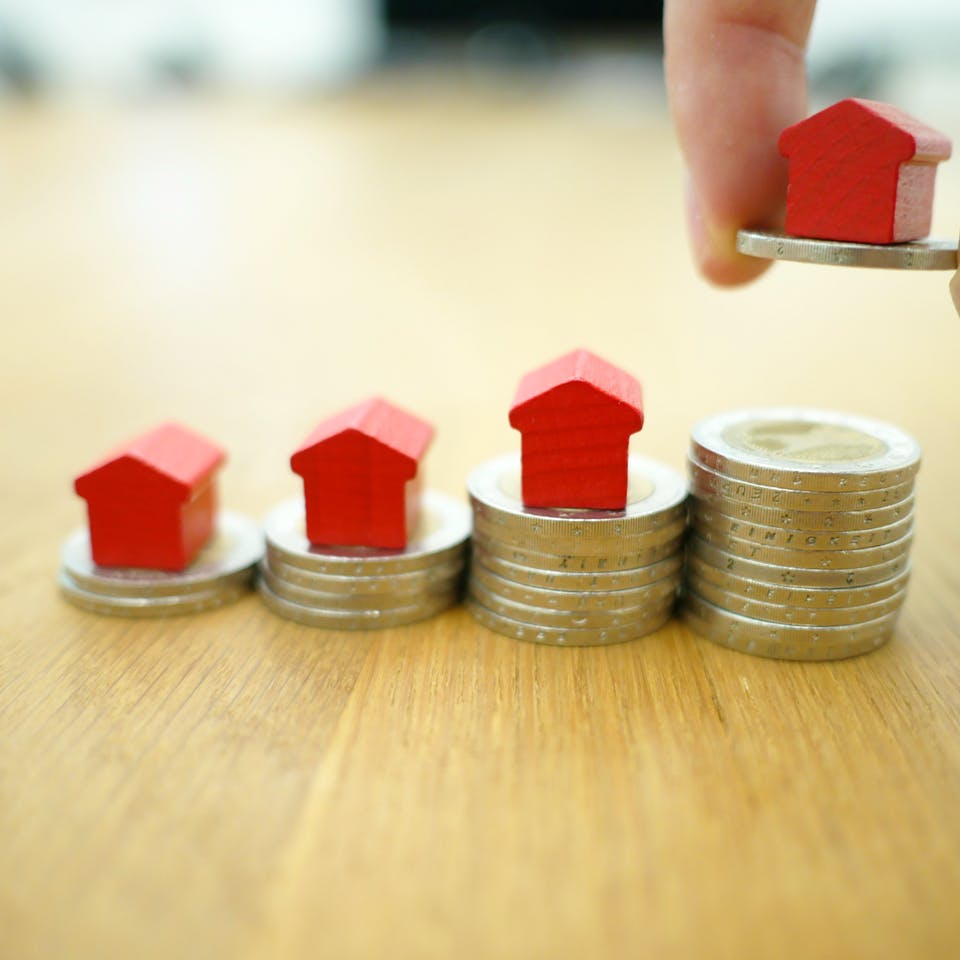 Haus finanzieren mit verschiedenen Darlehen