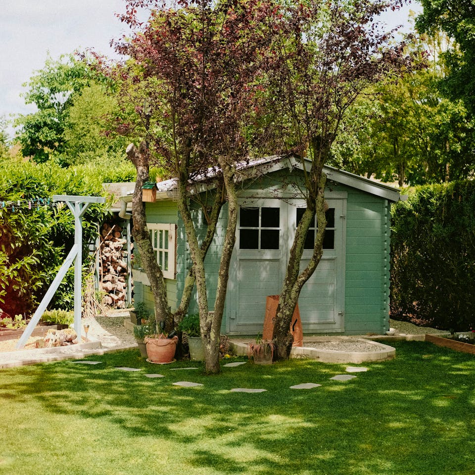 Gartenhaus mit Abstand zum Nachbarn