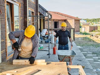 Gewerke beim Hausbau