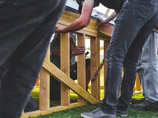 Haus in Eigenleistung mit privaten Helfern bauen