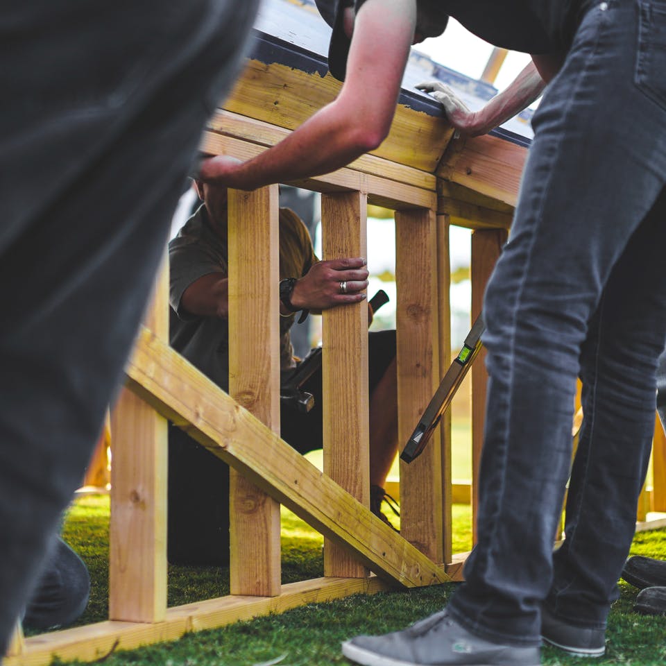 Haus in Eigenleistung mit privaten Helfern bauen