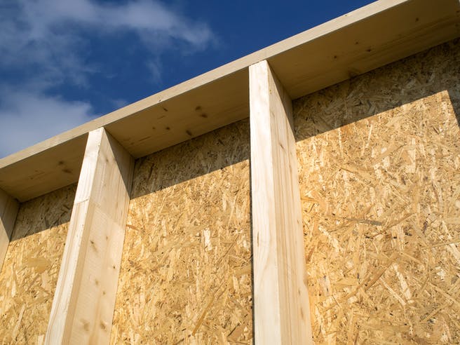 Wand in aus Holz als Ständerbau bzw. Rahmenbau