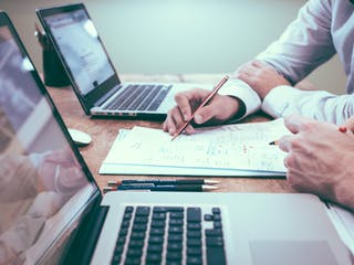 Zahlungsplan aufstellen am Computer