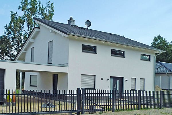 a13ecfe9_portraitblock1