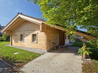 Fertighaus Achat von BayernBlock Ausbauhaus ab 101900€, Blockhaus Außenansicht 4