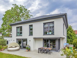Massivhaus Althoff von AIM Hausbau, Stadtvilla Außenansicht 3