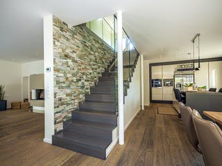 Massivhaus Althoff von AIM Hausbau, Stadtvilla Innenansicht 3