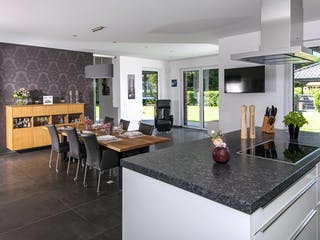 Massivhaus Dorn von AIM Hausbau, Stadtvilla Innenansicht 1