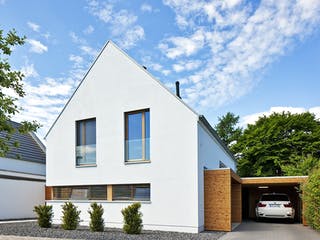 Massivhaus Immel von AIM Hausbau, Satteldach-Klassiker Außenansicht 1