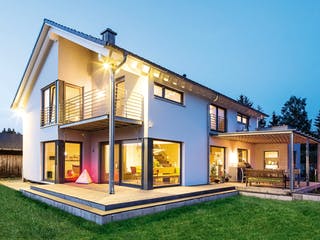 Fertighaus Architektenhaus 772.342 von Beilharz Schlüsselfertig ab 300000€, Satteldach-Klassiker Außenansicht 1