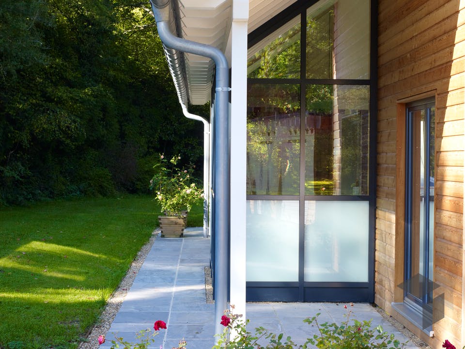 Architektur aus Glas von Baufritz Außenansicht