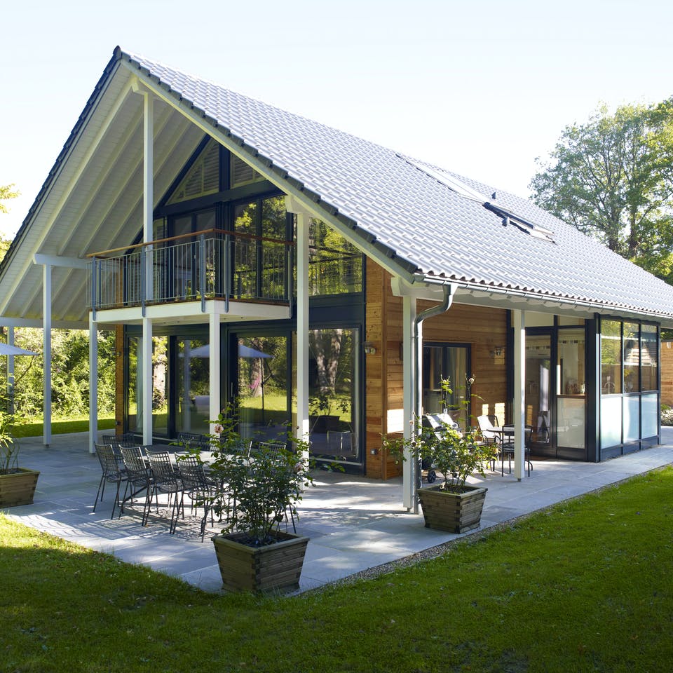 Fertighaus Architektur aus Glas von Baufritz Schlüsselfertig ab 497000€, Fachwerk Außenansicht 7