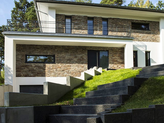 Massivhaus Wannsee von Aye-Bau Schlüsselfertig ab 522200€, Stadtvilla Außenansicht 4