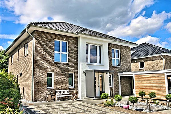 b1353db2_portraitblock1