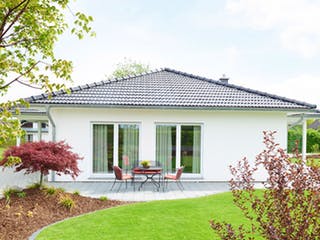 Fertighaus Suno von Fingerhut Haus Schlüsselfertig ab 395692€, Bungalow Außenansicht 2