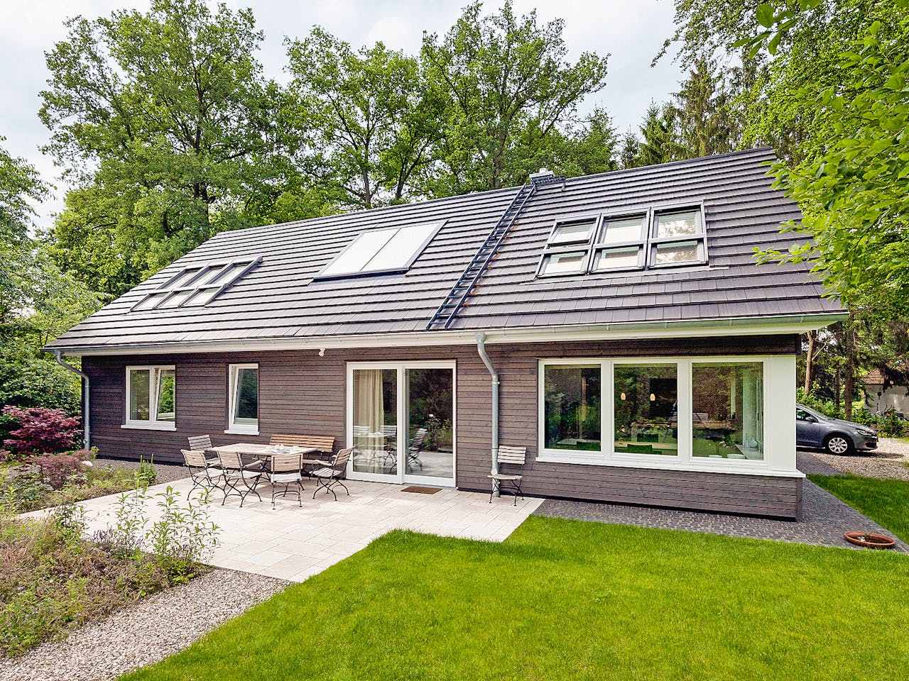 Fertighaus Jesteburg von Bardowicks.Haus und Holzbau Schlüsselfertig ab 650000€, Satteldach-Klassiker Außenansicht 1