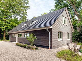 Fertighaus Jesteburg von Bardowicks.Haus und Holzbau Schlüsselfertig ab 650000€, Satteldach-Klassiker Außenansicht 2