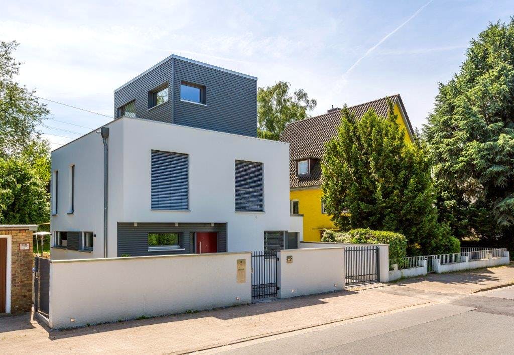 Finden Sie das ideale Singlehaus zur Miete! Angebote ansehen. Hohe Flexibilitt fr Singles und kinderlose Paare. Heutzutage ist das Singleleben oft kein Kleine Huser & Singlehuser finden bei ImmobilienScout24