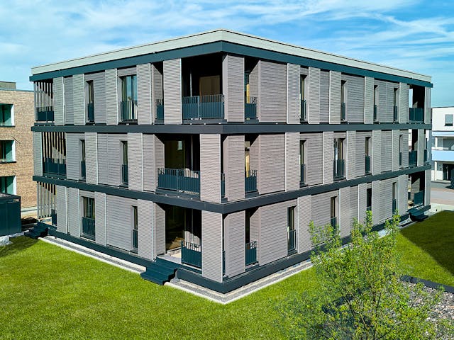 Fertighaus Mehrfamilienhaus Stiftung Schönau von Bau-Fritz - Mehrfamilienhäuser Schlüsselfertig ab 3990000€, Außenansicht 1