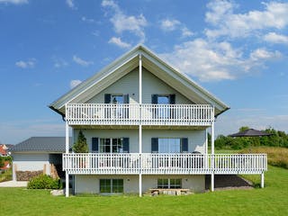 Fertighaus Motz-Russ - Kundenhaus von Bau-Fritz Schlüsselfertig ab 560000€, Satteldach-Klassiker Außenansicht 4