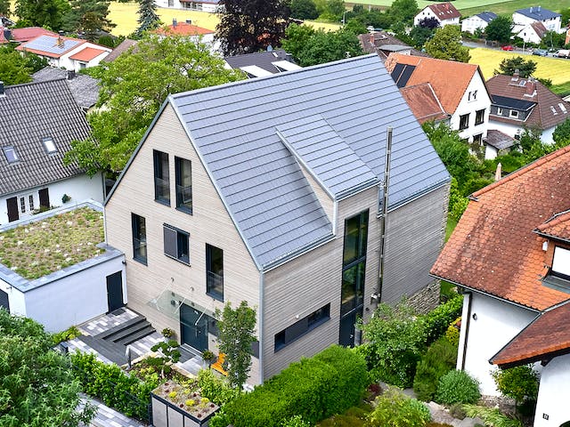 Fertighaus Steffen - Kundenhaus von Bau-Fritz Schlüsselfertig ab 1300000€, Satteldach-Klassiker Außenansicht 7