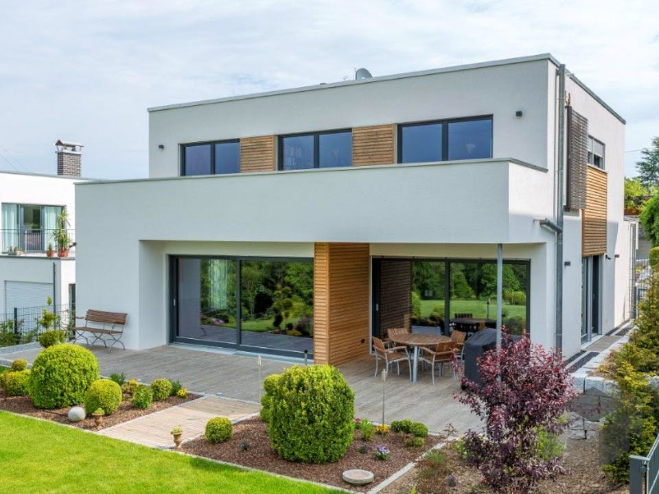Bauhaus-Villa von Meisterstück-HAUS Außenansicht