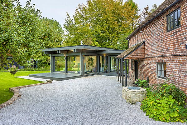 bde1b2ff_portraitblock2