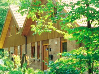 Fertighaus Billund von Danhaus Deutschland Schlüsselfertig ab 366810€, Satteldach-Klassiker Außenansicht 2