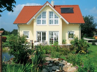 Fertighaus Birkenhain von Keitel-Haus, Satteldach-Klassiker Außenansicht 1