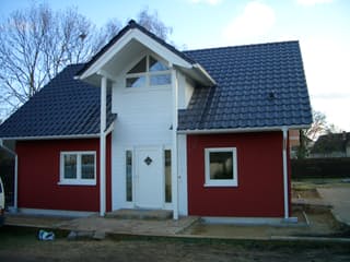 Fertighaus Skagen 193+11 von EBK Haus, Satteldach-Klassiker Außenansicht 2