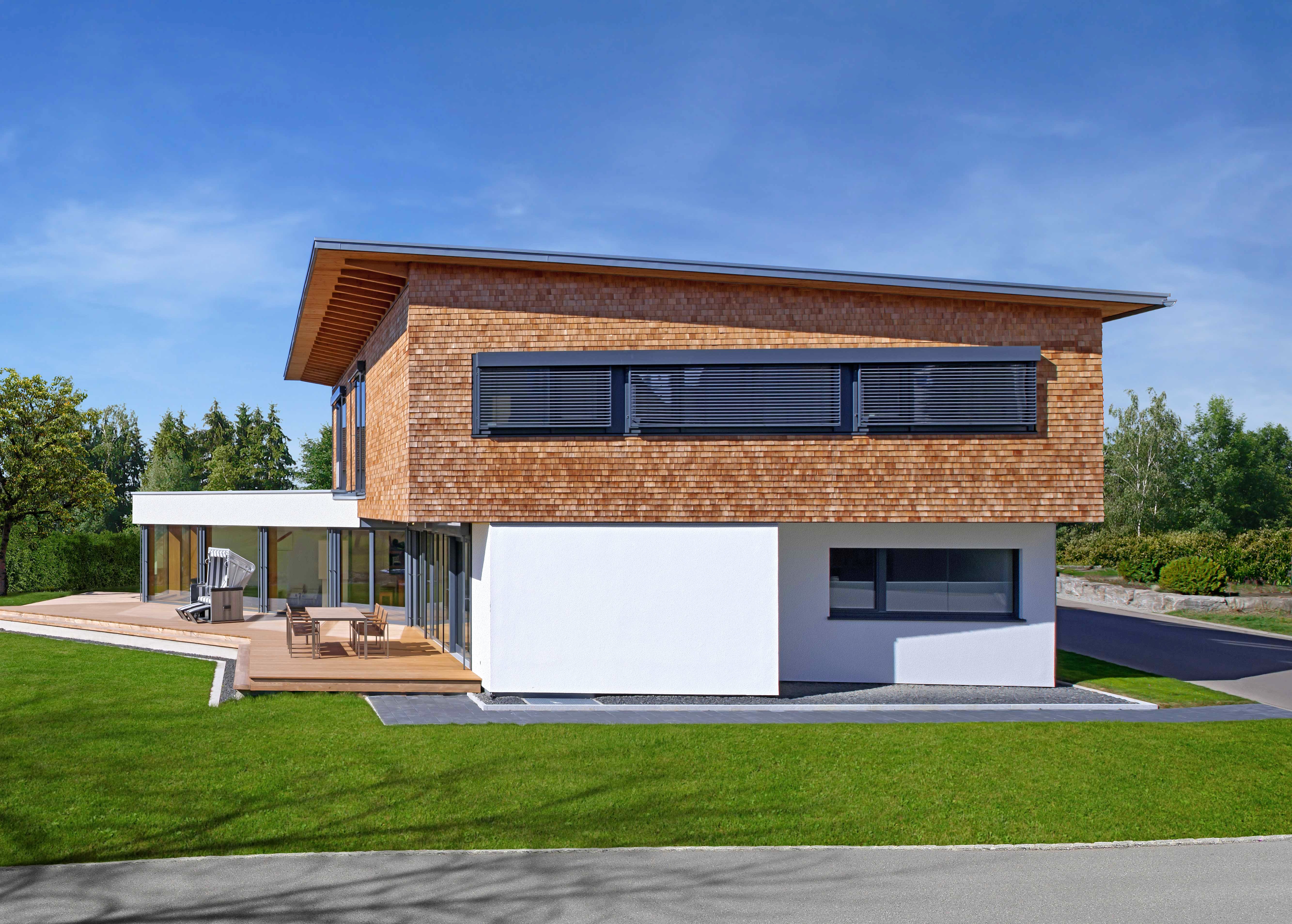 Fertighaus Bullinger - Kundenhaus von Bau-Fritz Schlüsselfertig ab 1240000€, Pultdachhaus Außenansicht 2