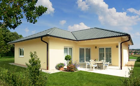 Bungalow 123 Exterior 01
