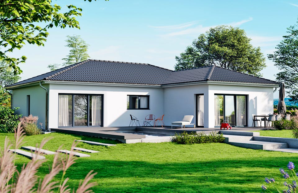 Fertighaus Lessingstraße 128 - Walmdach von bauen.WIEWIR Schlüsselfertig ab 324800€, Bungalow Außenansicht 1