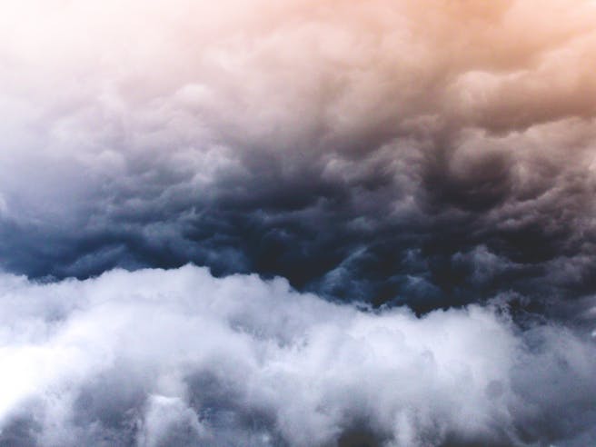 Dunkle Wolken