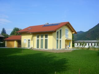 Fertighaus Cornelia von Ludwig Andrä Holzbau Schlüsselfertig ab 293667€, Satteldach-Klassiker Außenansicht 2