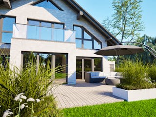 Massivhaus Entwurf NB195 von FAVORIT Massivhaus, Satteldach-Klassiker Außenansicht 13