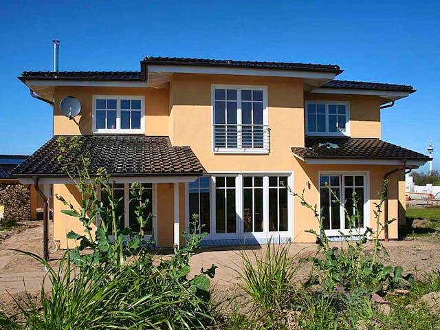 Fertighaus Conny (KfW-Effizienzhaus 40 EE) von Dammann-Haus Schlüsselfertig ab 557700€, Stadtvilla Außenansicht 2