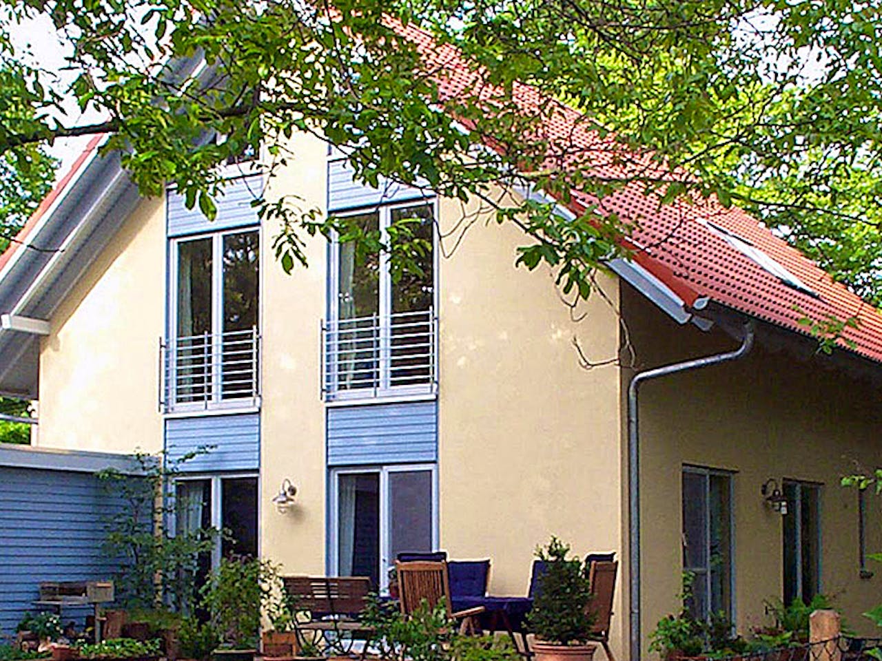 Fertighaus Myrna (KfW-Effizienzhaus 40 EE) von Dammann-Haus Schlüsselfertig ab 327800€, Satteldach-Klassiker Außenansicht 1