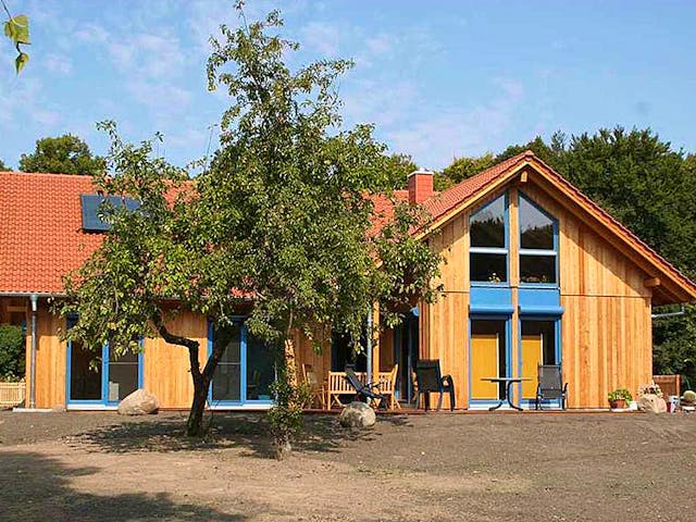 Fertighaus Rosi 2 (KfW-Effizienzhaus 40 EE) von Dammann-Haus Schlüsselfertig ab 372600€, Bungalow Außenansicht 4