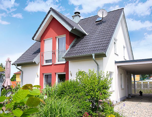 Fertig-Massivhaus aus massiven Fertigmodulen von Dennert Massivhaus