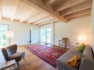 Blockhaus D112 Deininger-Bauer von Frammelsberger R. Ingenieur-Holzbau, Satteldach-Klassiker Innenansicht 1