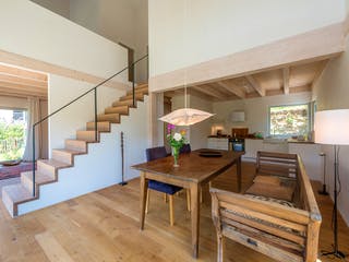 Blockhaus D112 Deininger-Bauer von Frammelsberger R. Ingenieur-Holzbau, Satteldach-Klassiker Innenansicht 4